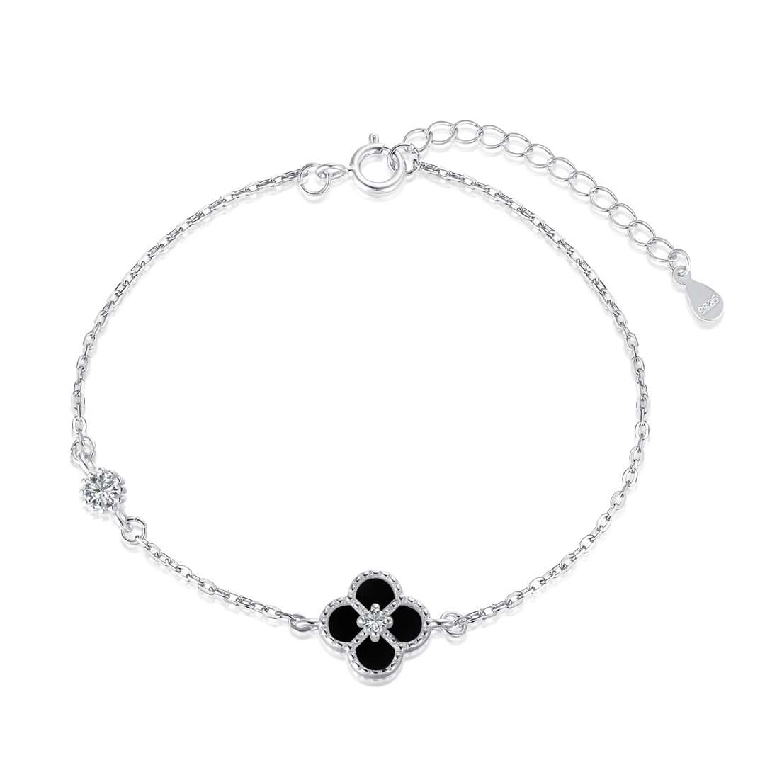 [Together]Delicate Four Leaf Clover Bracelet