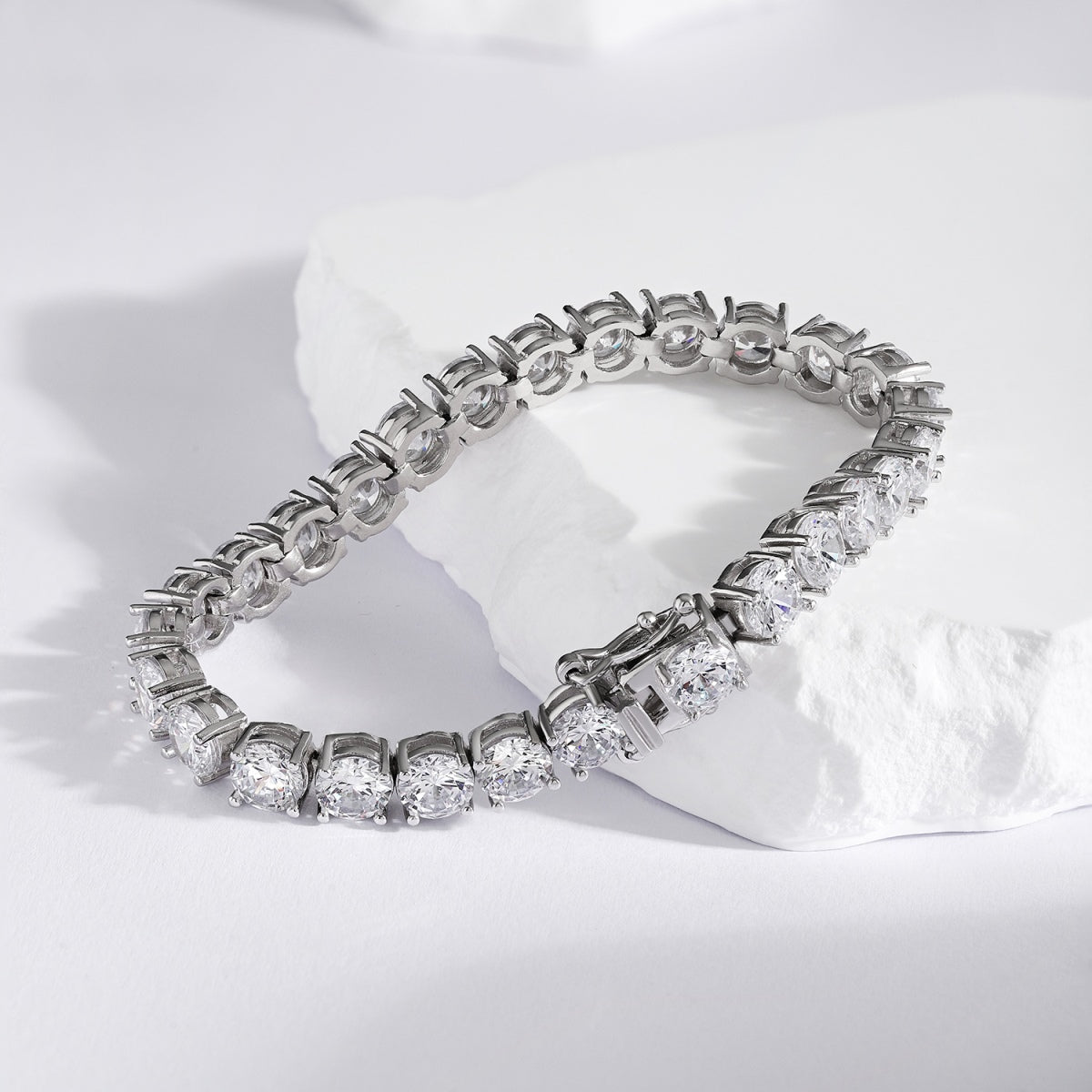 [Together]0.75 Carat Dazzling Round Cut Wedding Bracelet