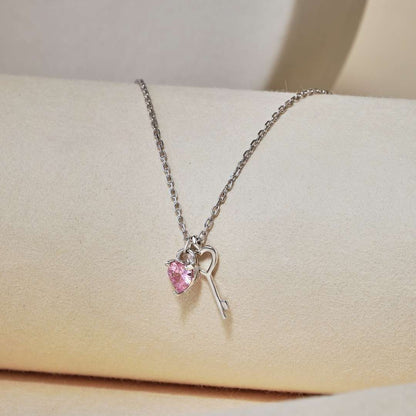 [Together]Unique Heart Shape Key Pendent Necklace