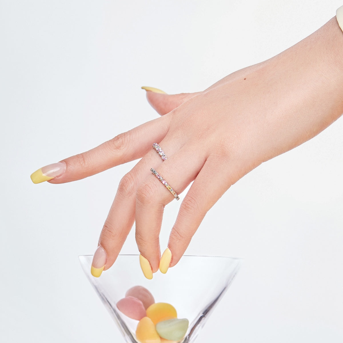 [Together]Charming Colorful Round Cut Daily Ring