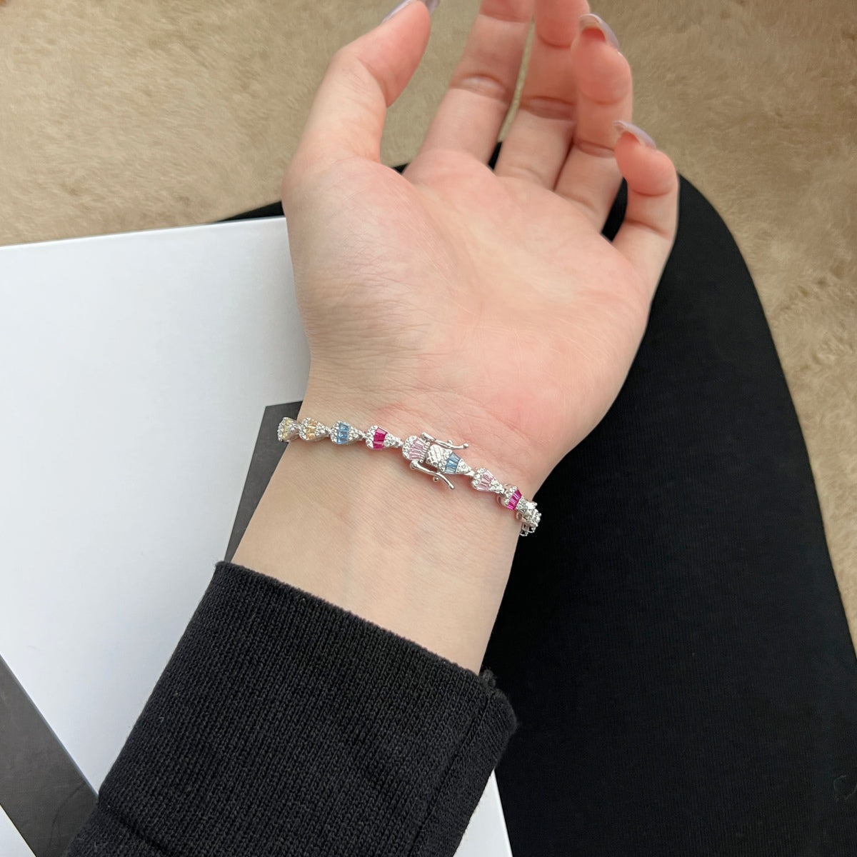 [Together]Radiant Water Drop Shape Daily Bracelet